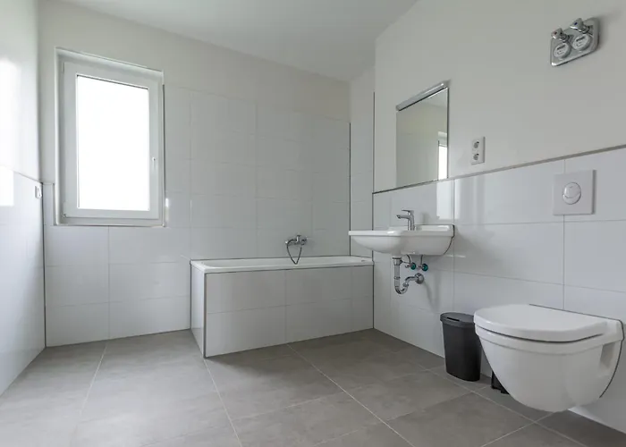 Apartment T&k - - 7 Comfortable - 20 Min To Fair Messe Cologne Bergisch Gladbach