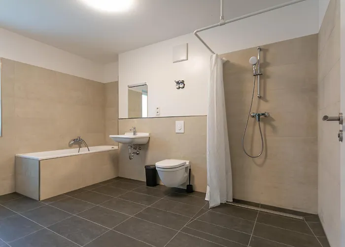 Apartment T&k - - 7 Comfortable - 20 Min To Fair Messe Cologne